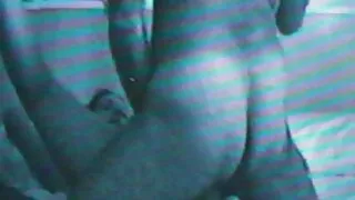 La femme a appelé son amant alors que le mari n'était pas à la maison porno de massage