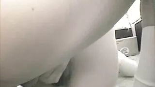 Deux lesbiennes se lesbiche au lit se porno vf font plaisir