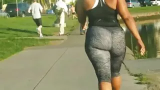 Fille maigre porno cousine au casting baisée dans la chatte