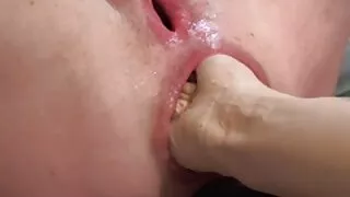 Sexe rugueux film porno movie dans le bain à remous avec une femme garce aux gros seins
